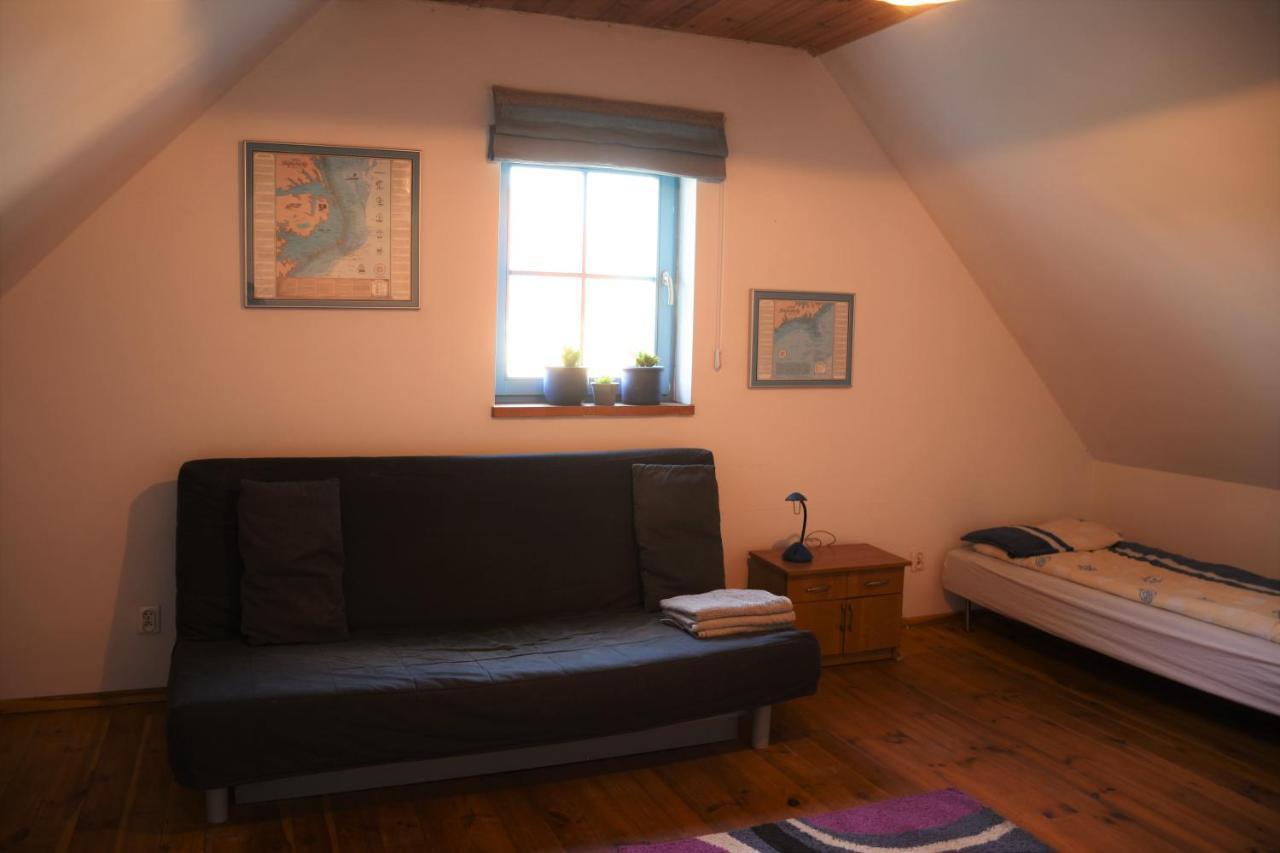 Dom Na Szumiacych Drzew Villa Debina  Exterior foto